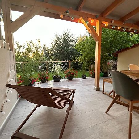 Kisvirag Vendeghaz Villa Balatonvilágos Eksteriør bilde