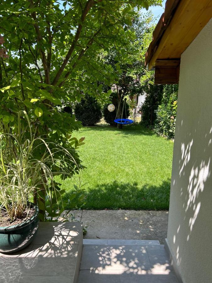 Kisvirag Vendeghaz Villa Balatonvilágos Eksteriør bilde