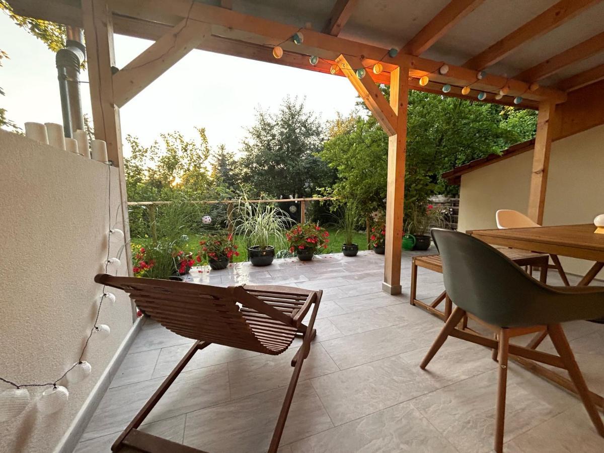 Kisvirag Vendeghaz Villa Balatonvilágos Eksteriør bilde